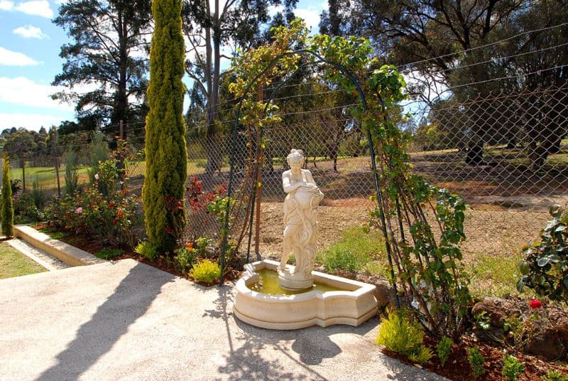 24 Golf Hill Avenue, DONCASTER VIC 3108, Doncaster - Thumbnail 8