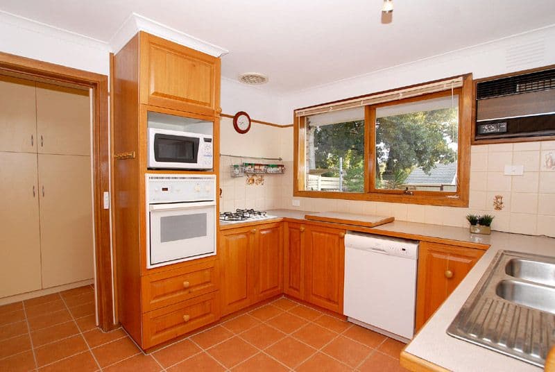 118 Old Mornington Road, MOUNT ELIZA, Mount Eliza - Thumbnail 8