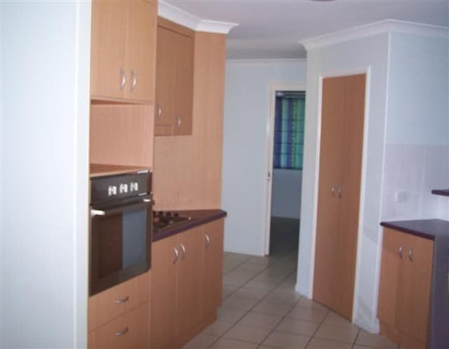 74 Col Brown Avenue, GLADSTONE QLD 4680, Gladstone Central - Thumbnail 2