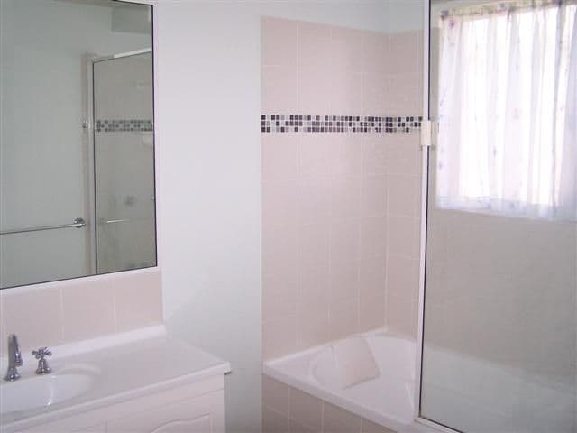 74 Col Brown Avenue, GLADSTONE QLD 4680, Gladstone Central - Thumbnail 3