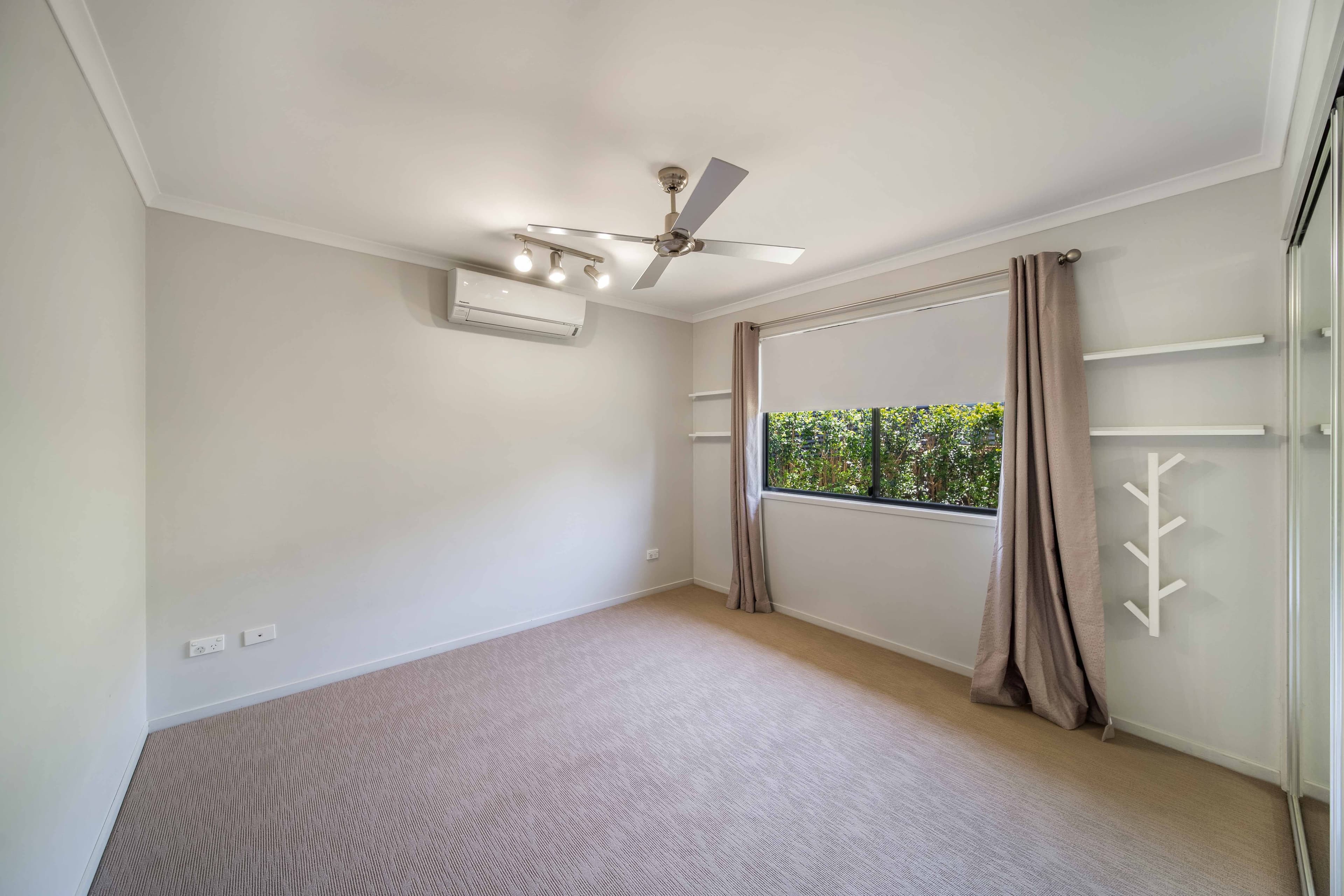 30 Gordon Place, Glass House Mountains QLD 4518, Glass House Mountains - Thumbnail 8