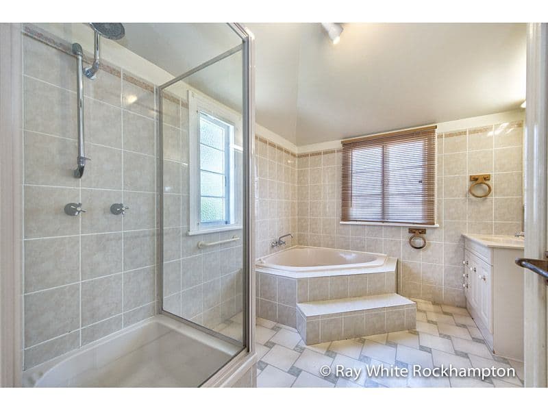 20 Brecknell Street, THE RANGE QLD 4700, The Range - Thumbnail 8