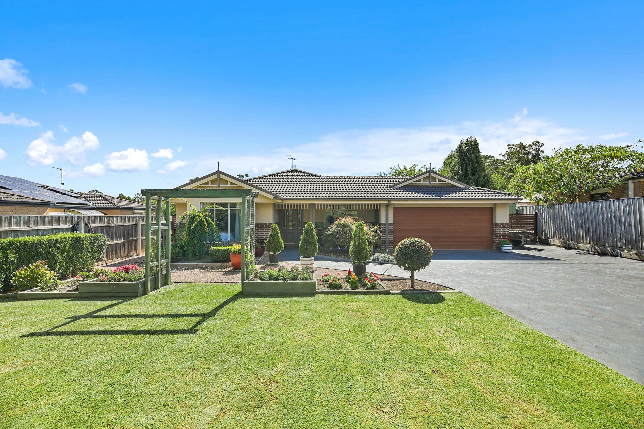 33 Rivendale Crescent, Drouin VIC 3818, Drouin - Image 1