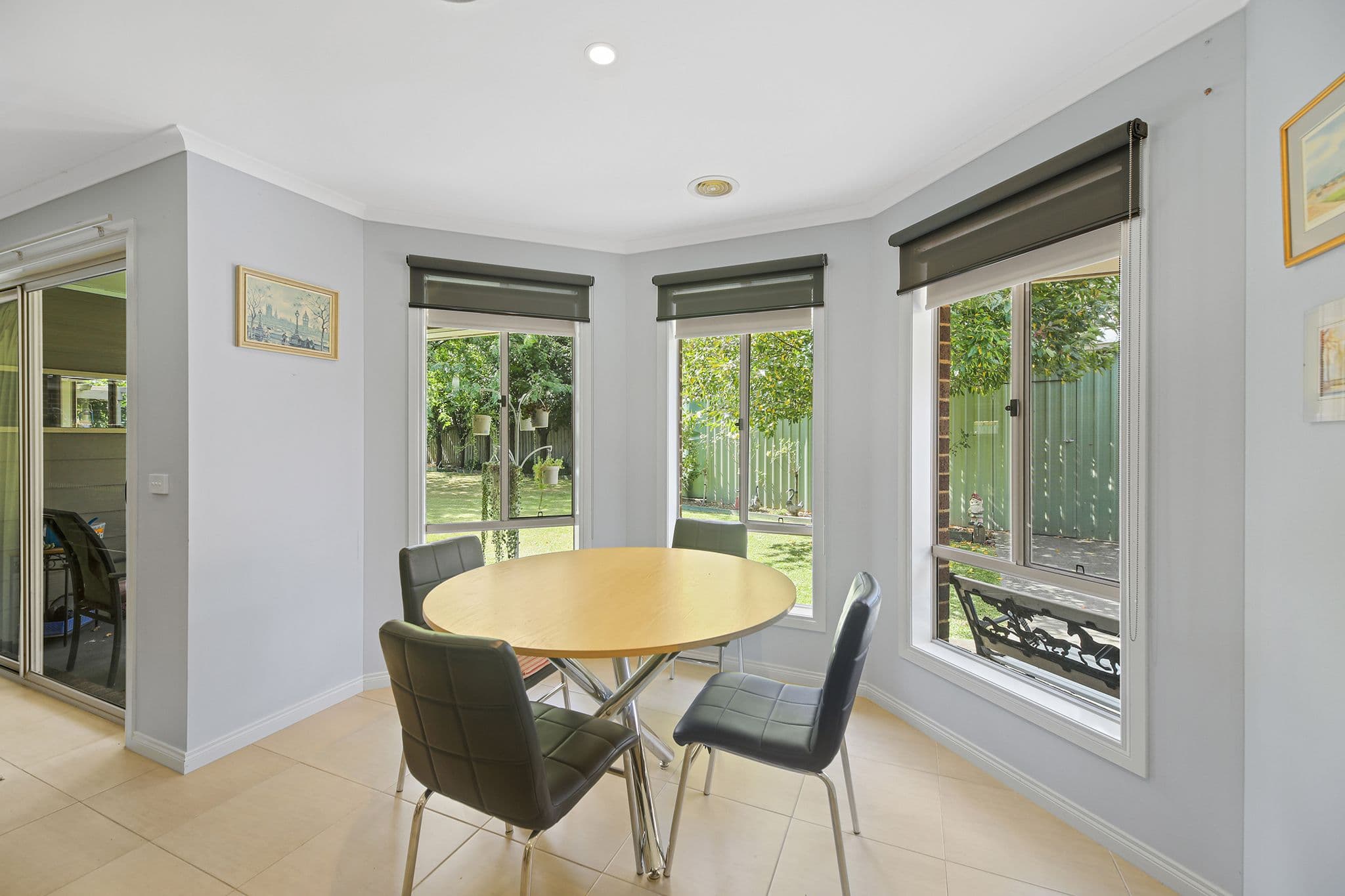 33 Rivendale Crescent, Drouin VIC 3818, Drouin - Thumbnail 3
