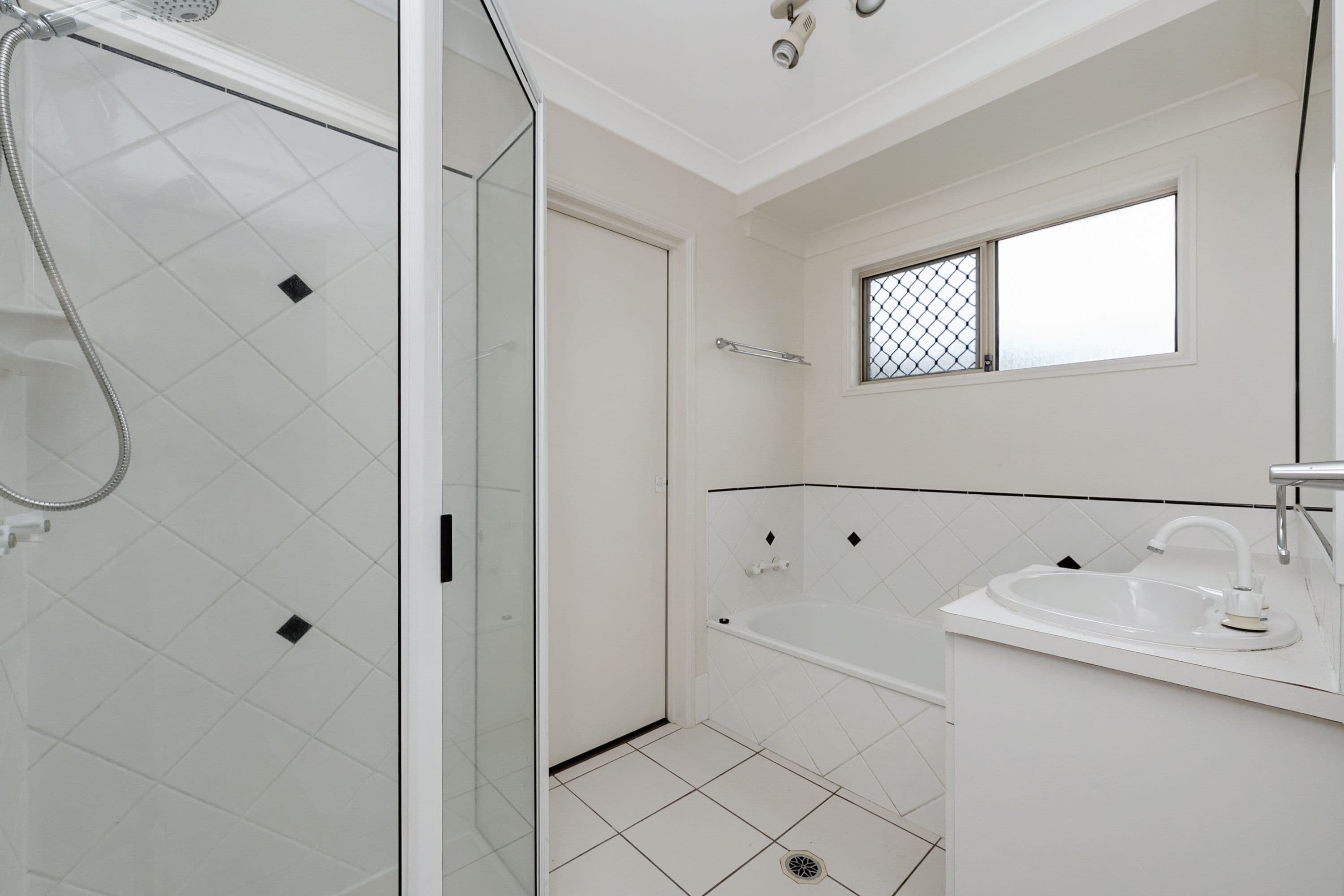 34 Riovista Way, Kirwan QLD 4817, Kirwan - Thumbnail 8