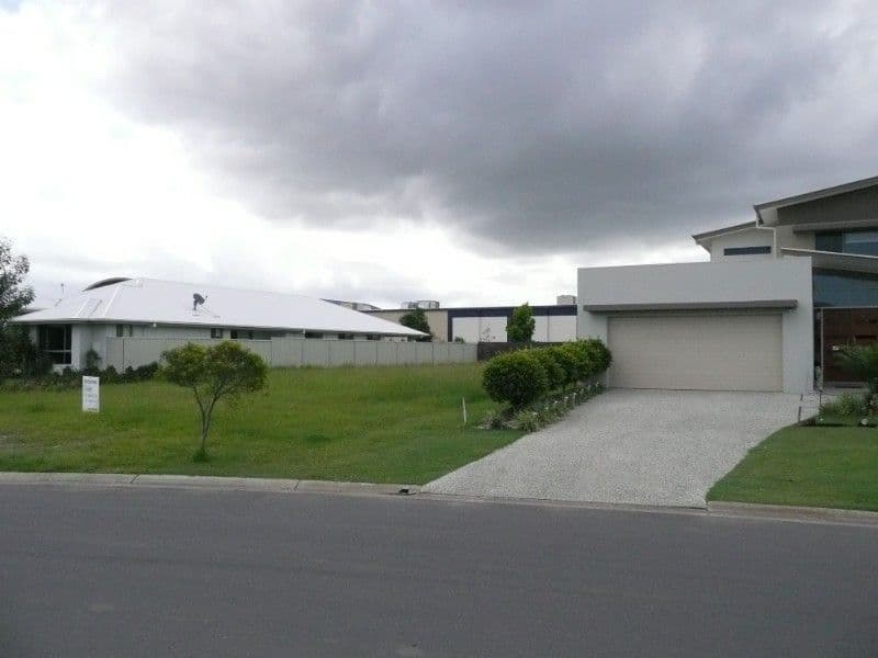 60 Southaven Drive, HELENSVALE QLD 4212, Helensvale - Thumbnail 2