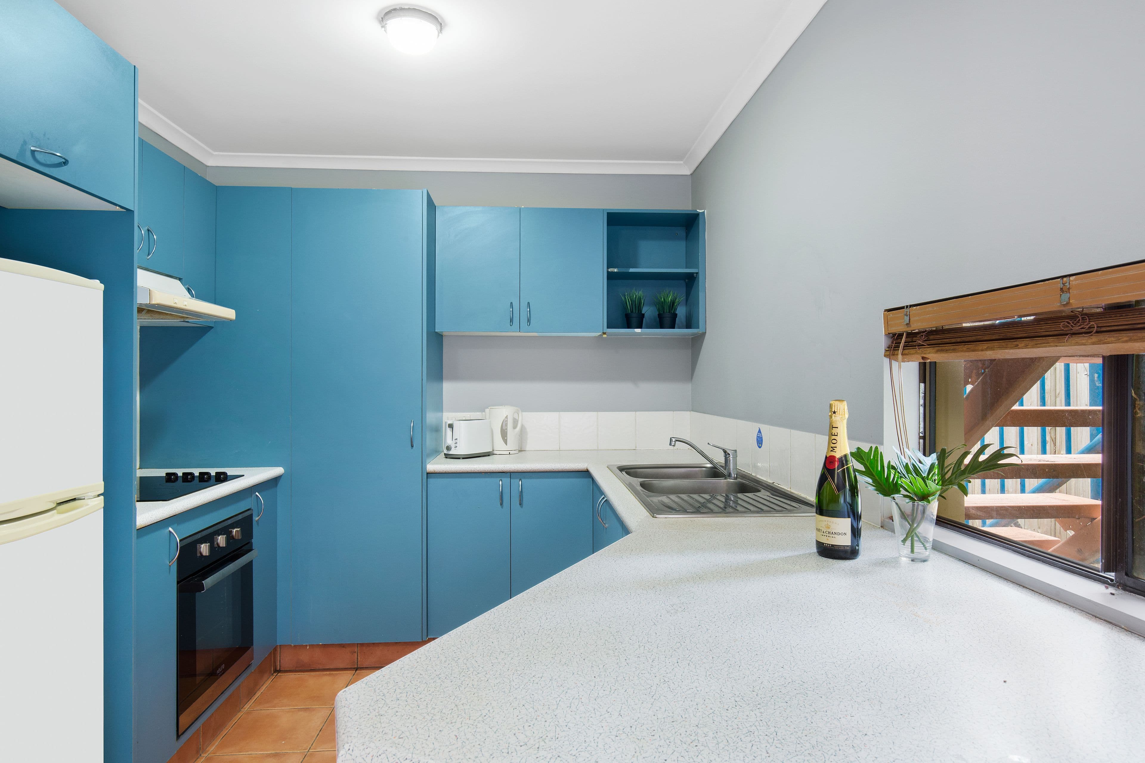 22 Peninsular Drive, Surfers Paradise QLD 4217, Surfers Paradise - Thumbnail 3