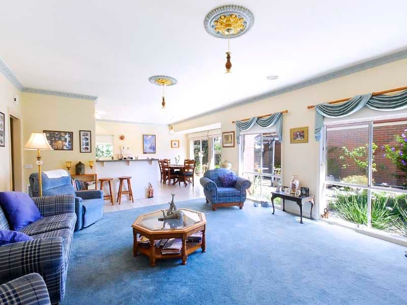 10 Cabernet Court, WAURN PONDS VIC 3216, Waurn Ponds - Thumbnail 2