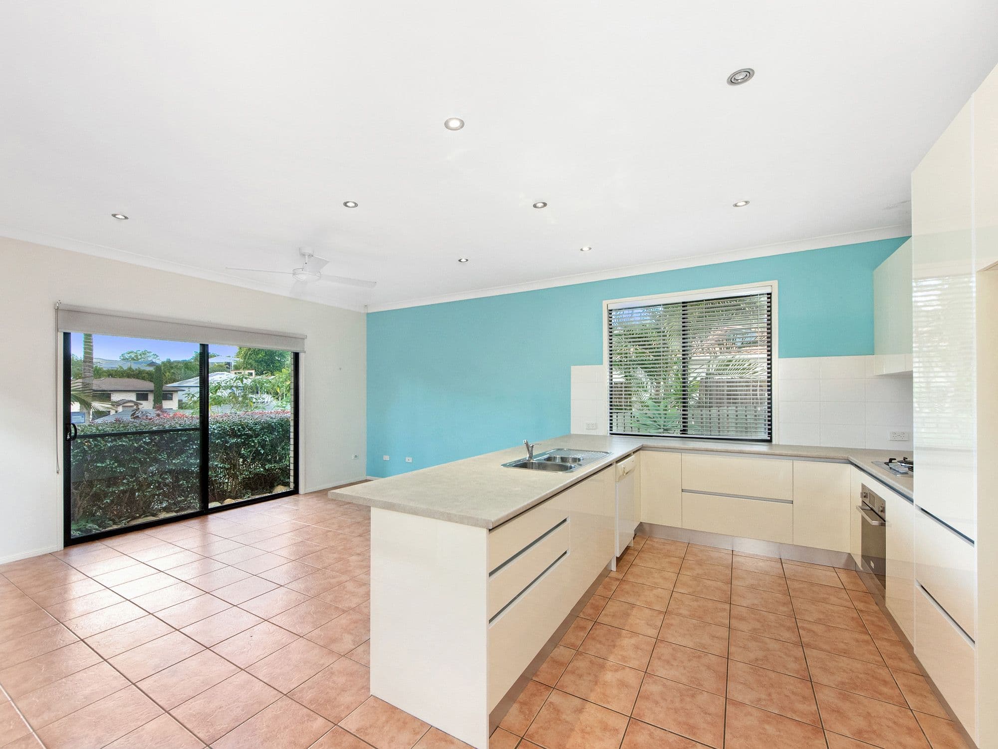 16 Garrard Street, Upper Coomera QLD 4209, Upper Coomera - Thumbnail 2