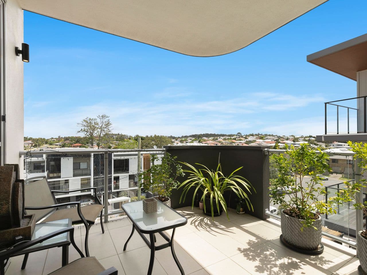 61 Ludwick Street, Cannon Hill QLD 4170, Cannon Hill - Thumbnail 2