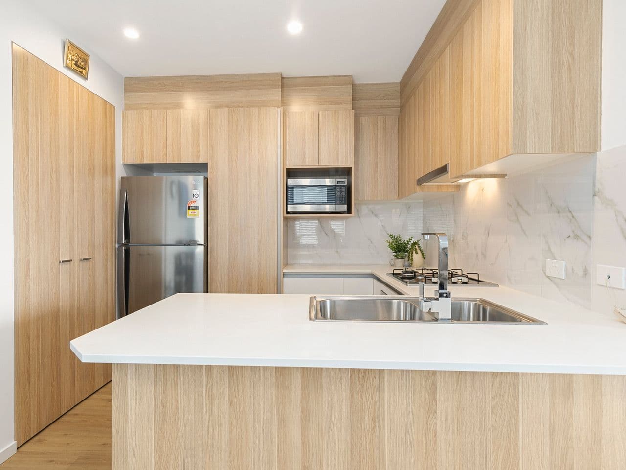 61 Ludwick Street, Cannon Hill QLD 4170, Cannon Hill - Thumbnail 3