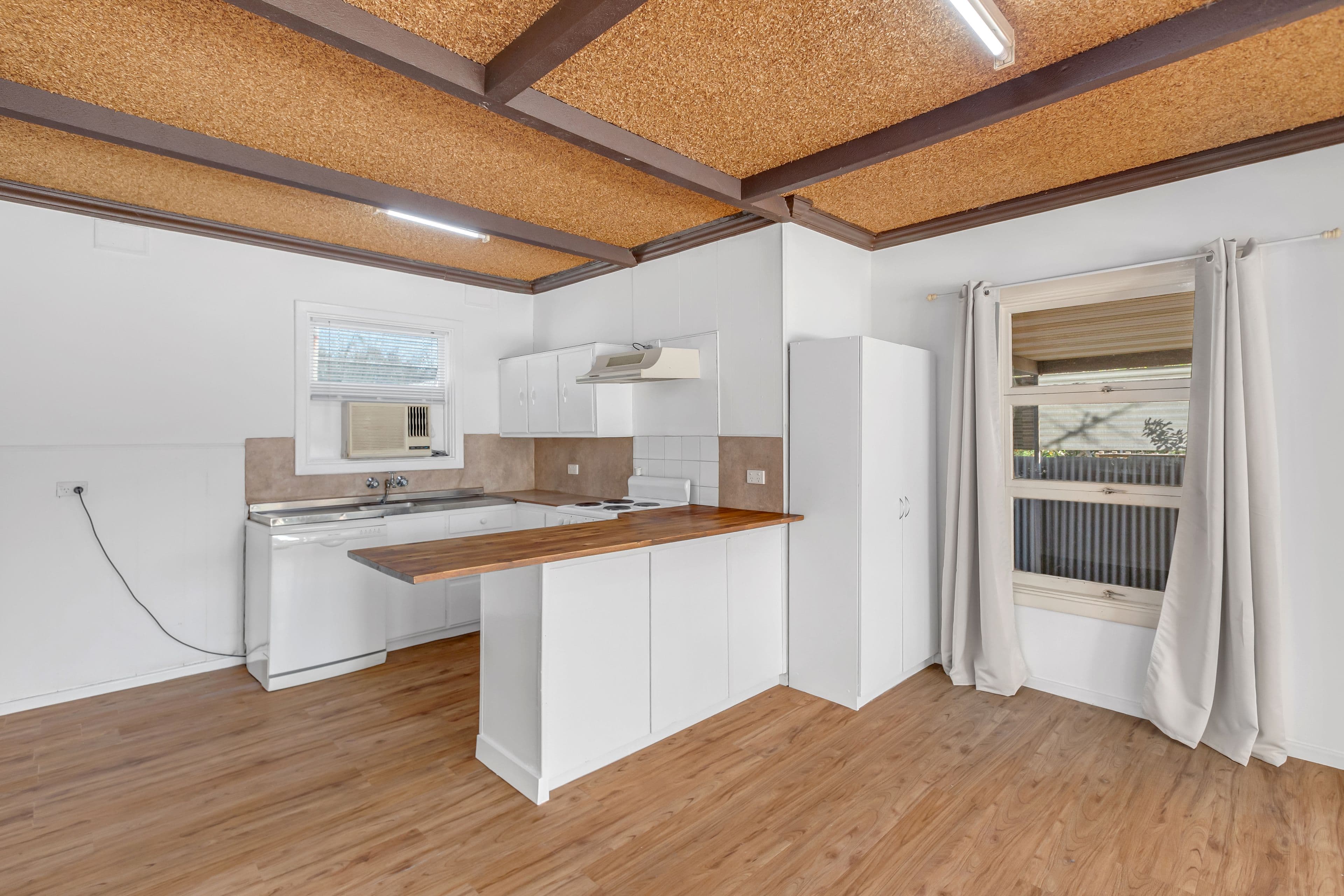 19 Kenner Street, Elizabeth Downs SA 5113, Elizabeth Downs - Thumbnail 4