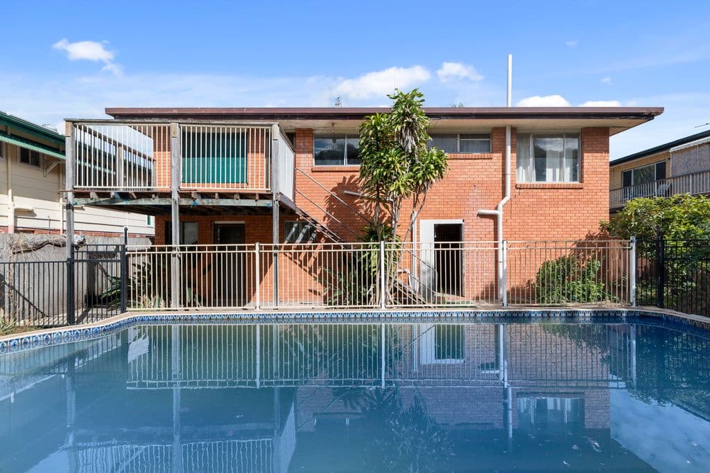 5 Atkin Street, Tugun QLD 4224, Tugun - Thumbnail 2