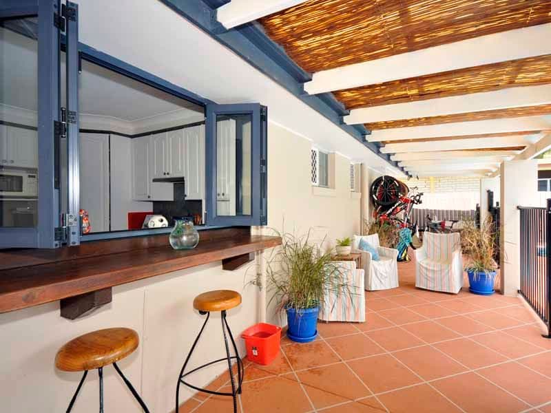79  Mallawa Drive, PALM BEACH QLD 4221, Palm Beach - Thumbnail 2
