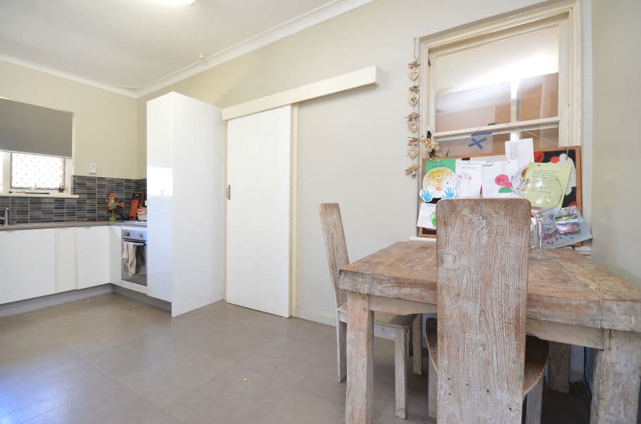 House 399 Sydenham Street, Belmont WA 6104, Belmont - Thumbnail 4