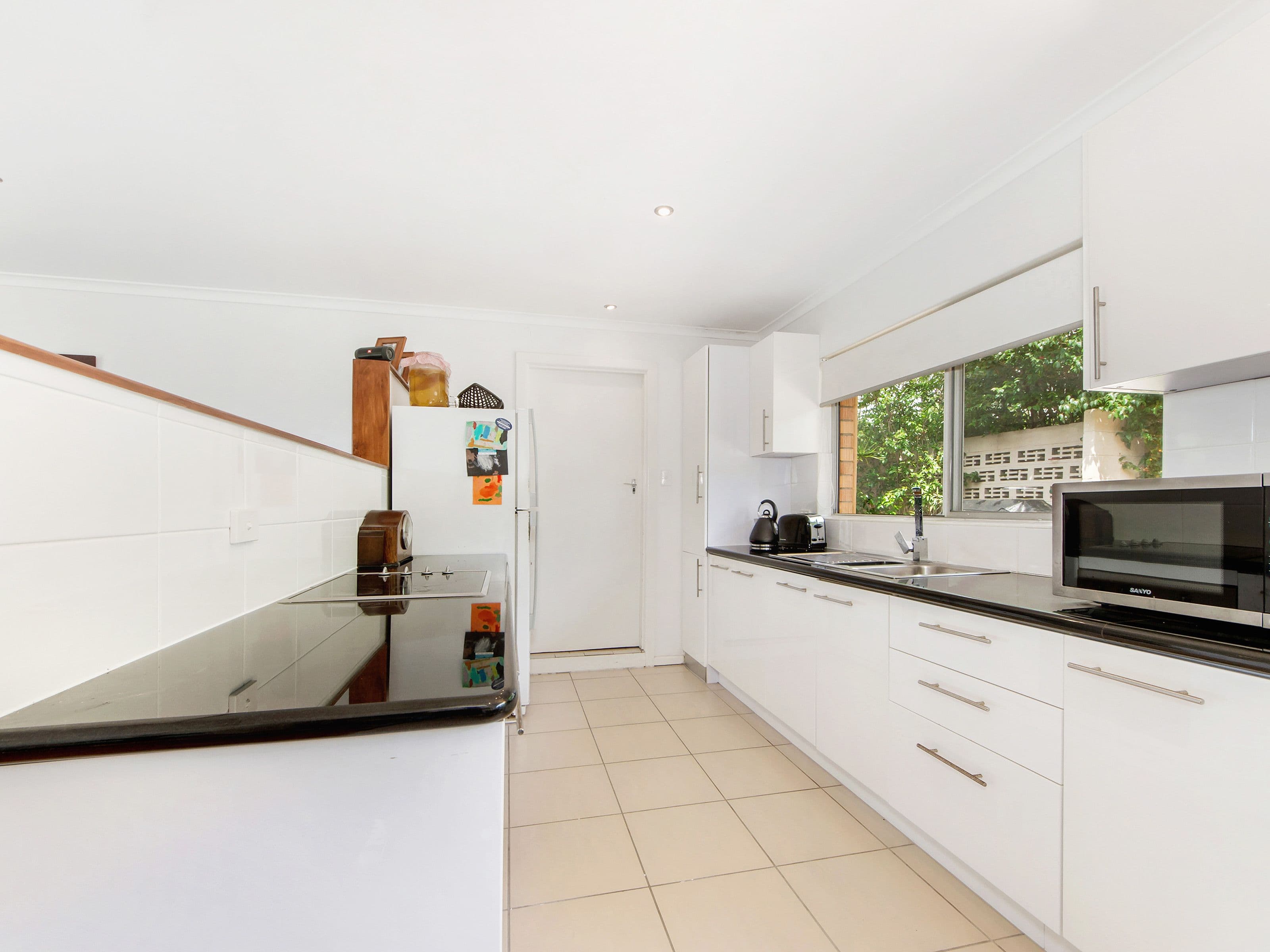 51 Alicia Street, Southport QLD 4215, Southport - Thumbnail 3