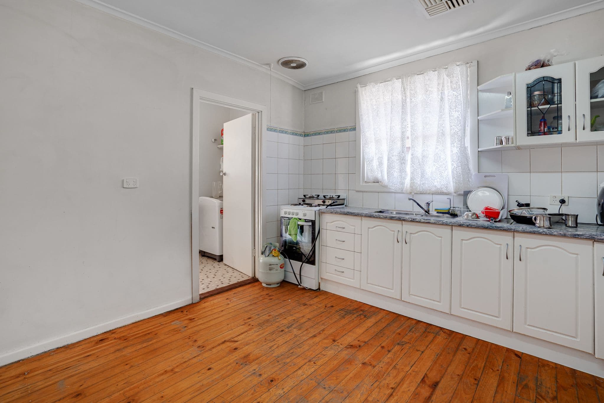 25 Bloomfield Crescent, Elizabeth Downs SA 5113, Elizabeth Downs - Thumbnail 4