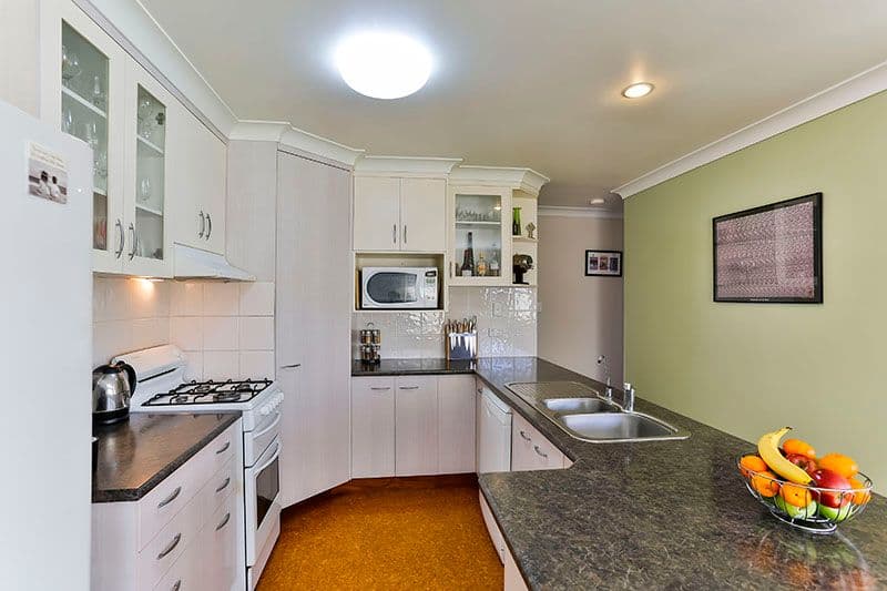 5 Caribou Court, WILSONTON QLD 4350, Wilsonton - Thumbnail 4