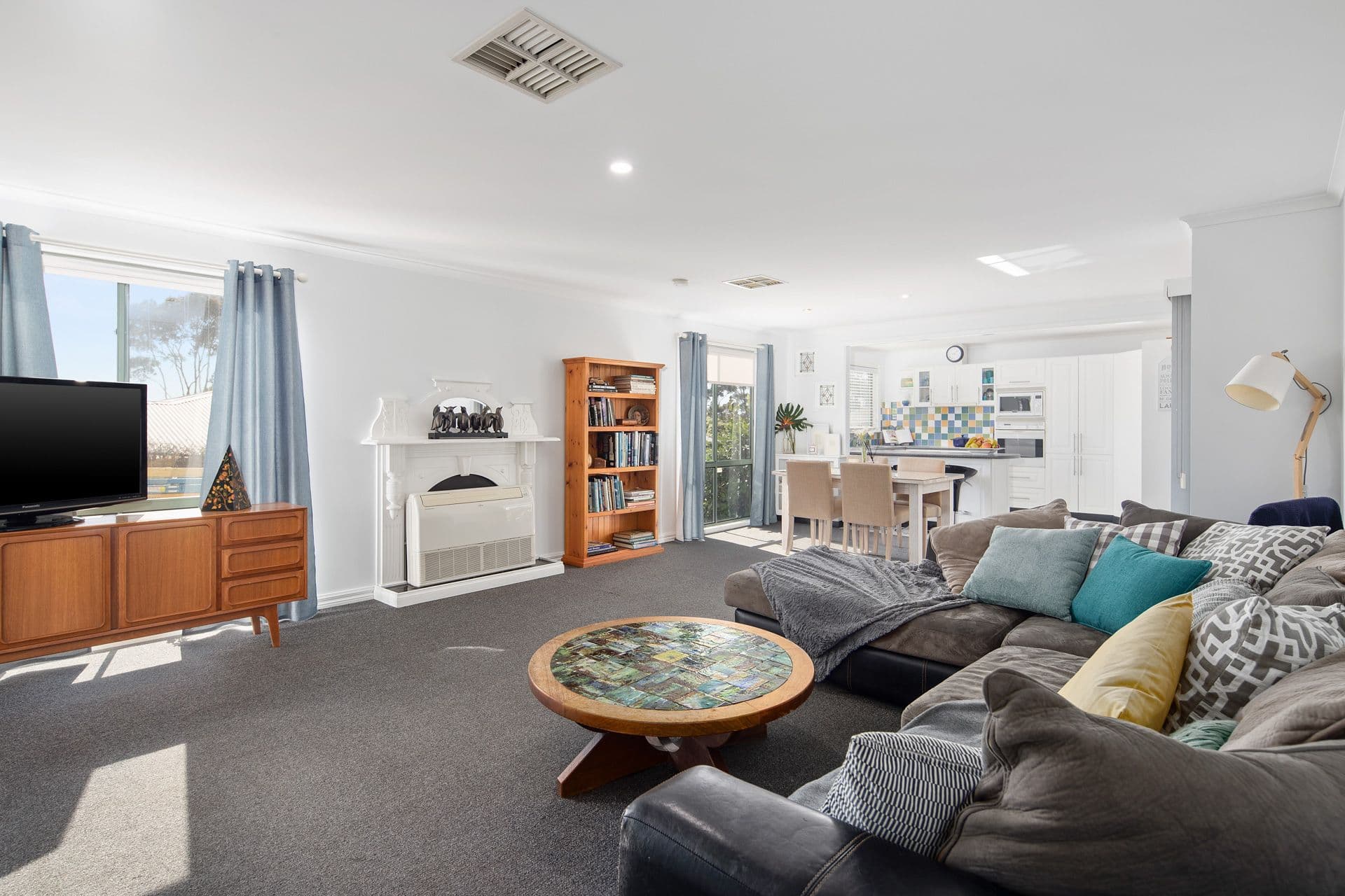 143 Settlement Road, Cowes VIC 3922, Cowes - Thumbnail 2