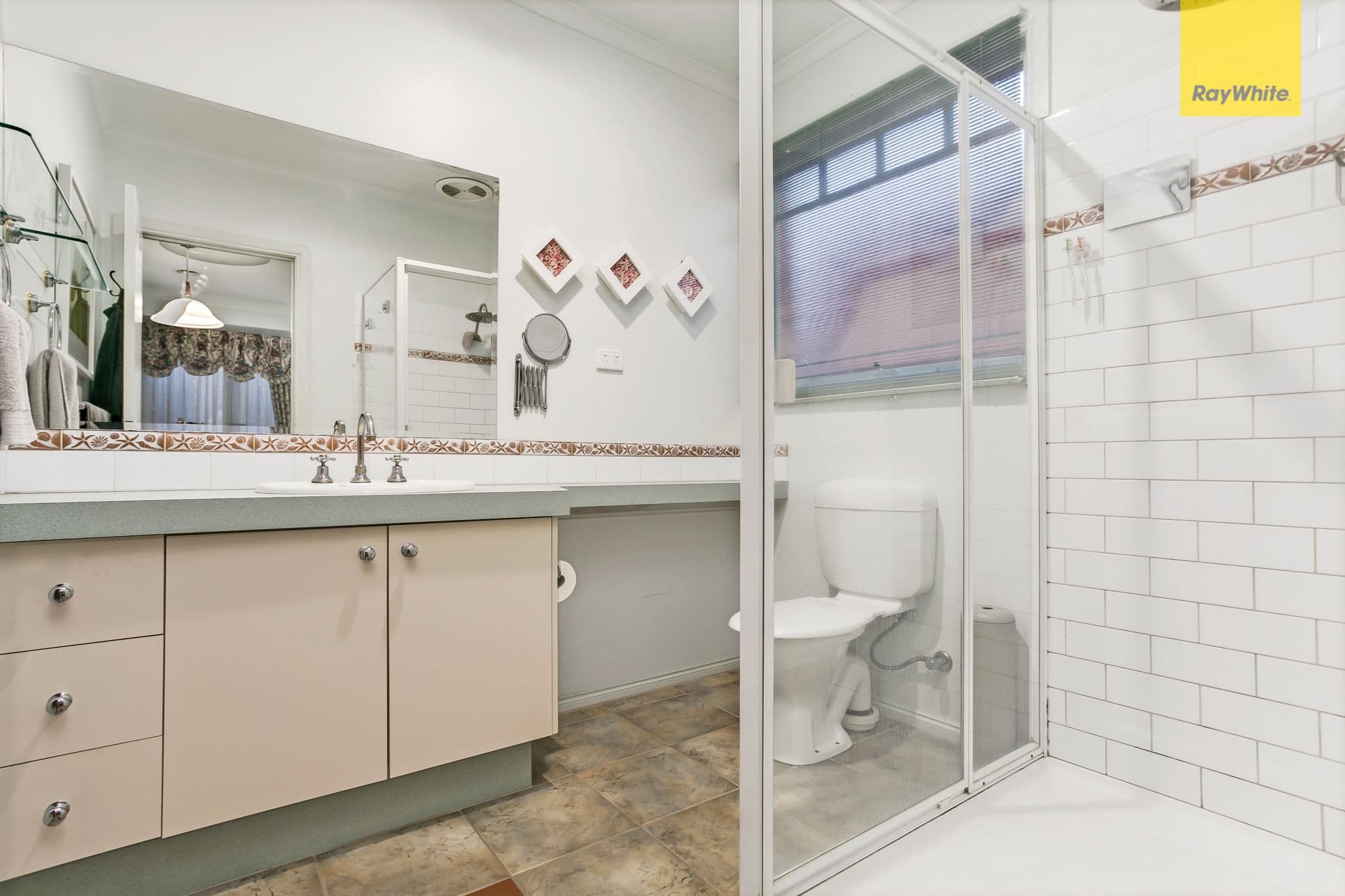 42 Pecks Road, Sydenham VIC 3037, Sydenham - Thumbnail 7