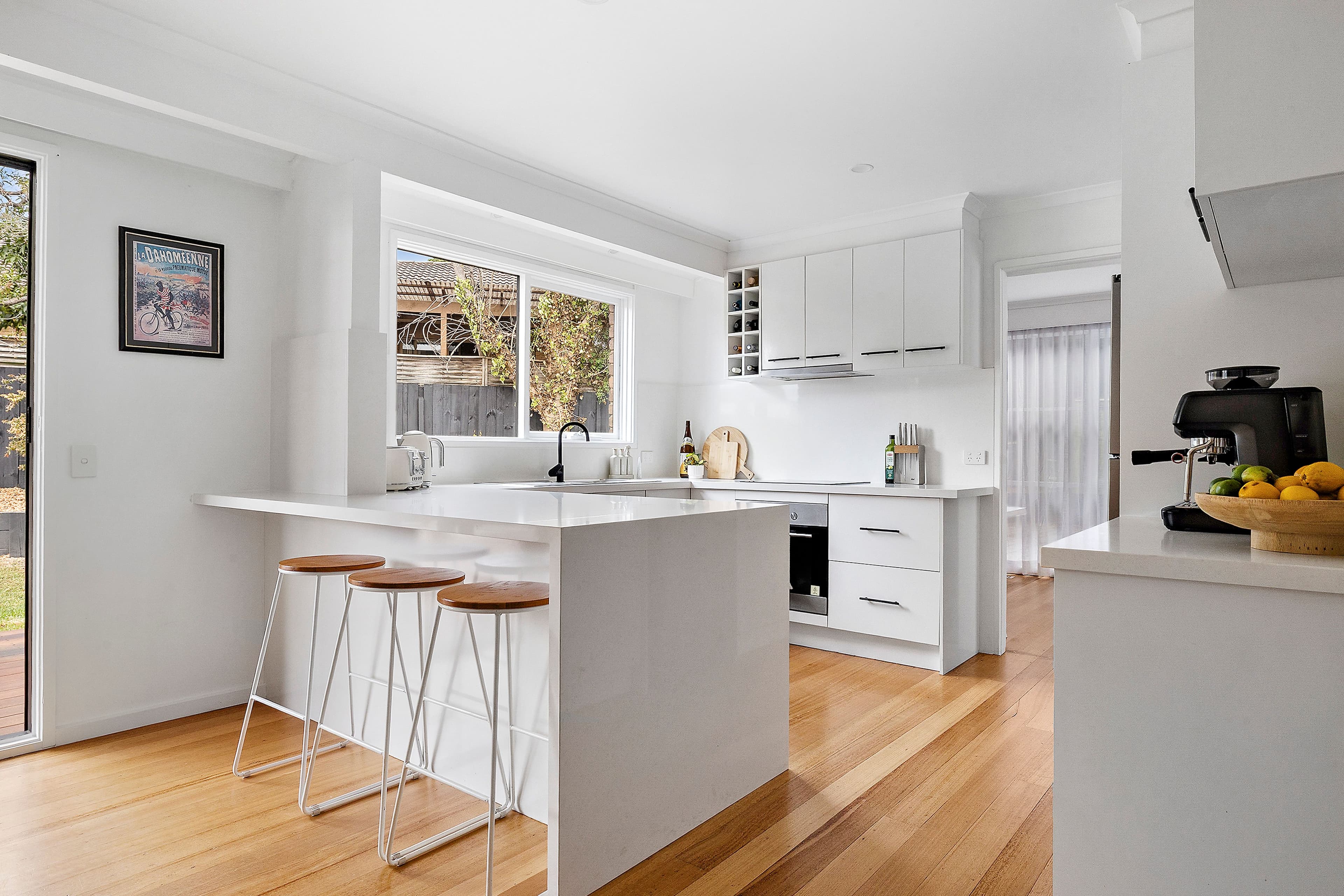 2 Chamouni Court, Frankston VIC 3199, Frankston - Thumbnail 2