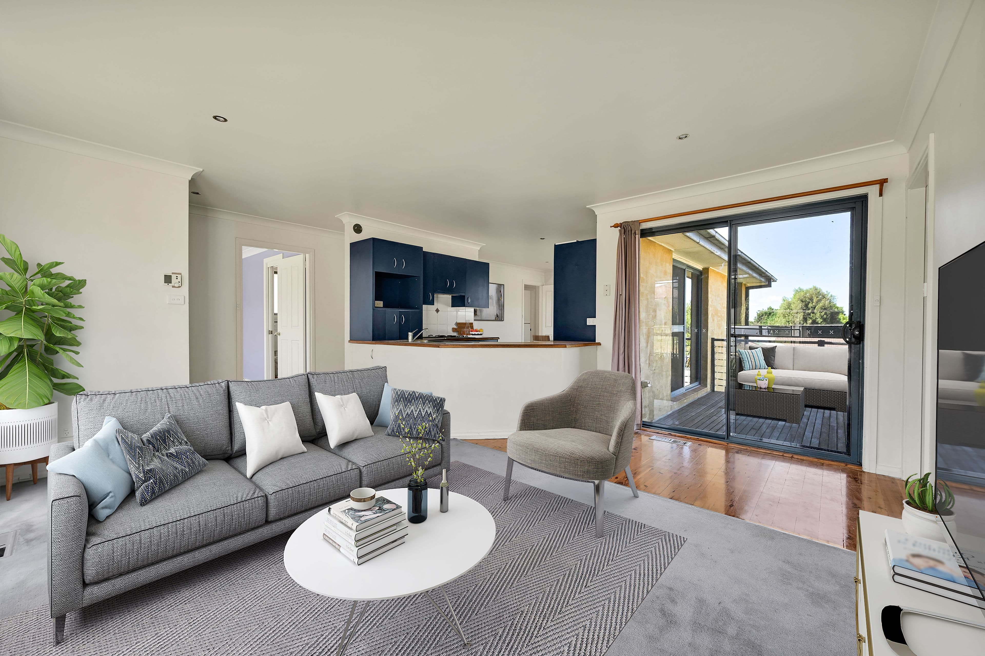 41 Booth Crescent, Orange NSW 2800, Orange - Thumbnail 2