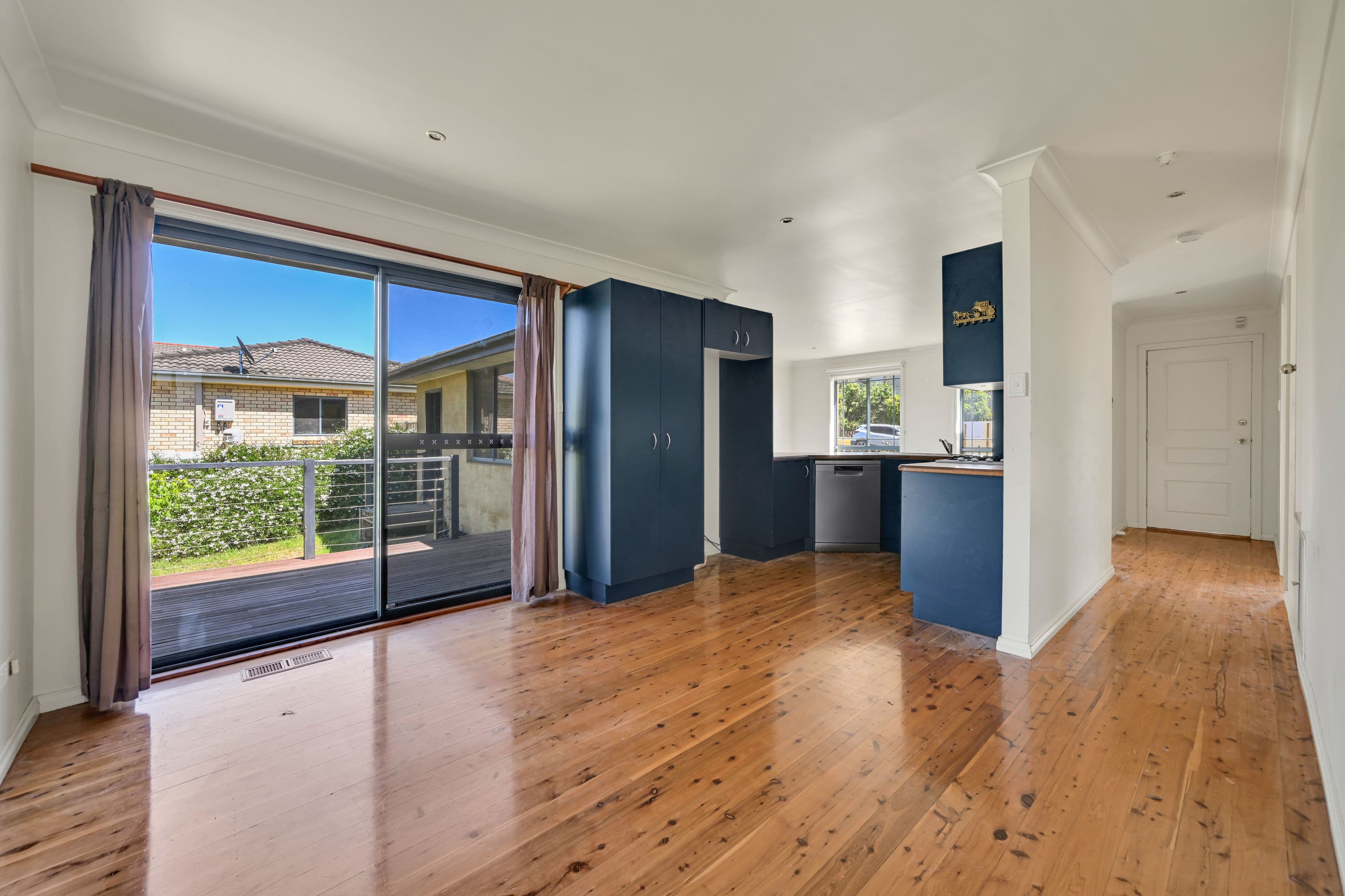 41 Booth Crescent, Orange NSW 2800, Orange - Thumbnail 3