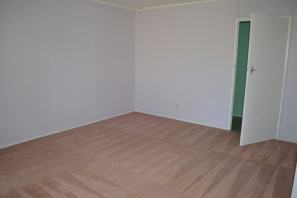 13 Hopbush Street, Kambalda West WA 6442, Kambalda West - Thumbnail 2