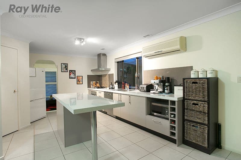 5 Yew Street, MIDDLE PARK QLD 4074, Middle Park - Thumbnail 2
