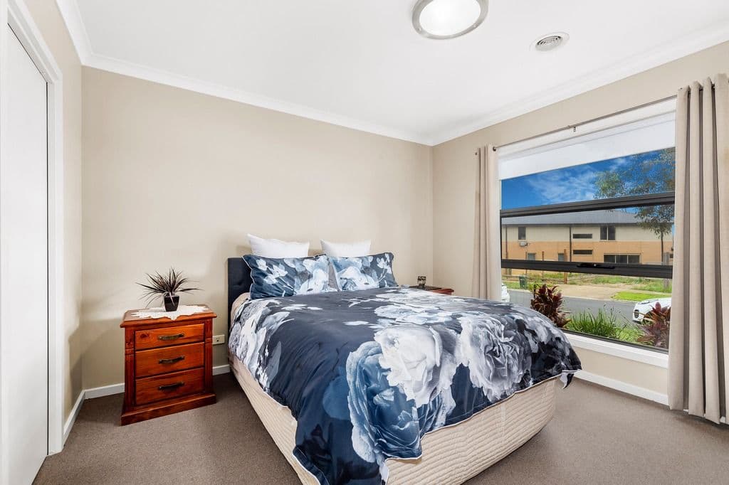 12 Senecio Drive, Doreen VIC 3754, Doreen - Thumbnail 8