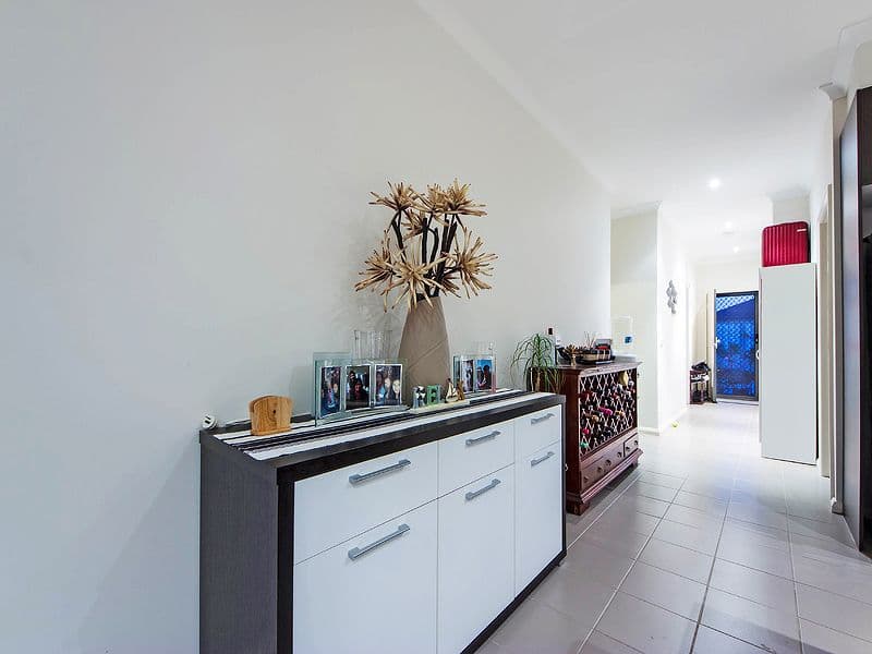 59 Caradon Drive, TRUGANINA VIC 3029, Truganina - Thumbnail 2