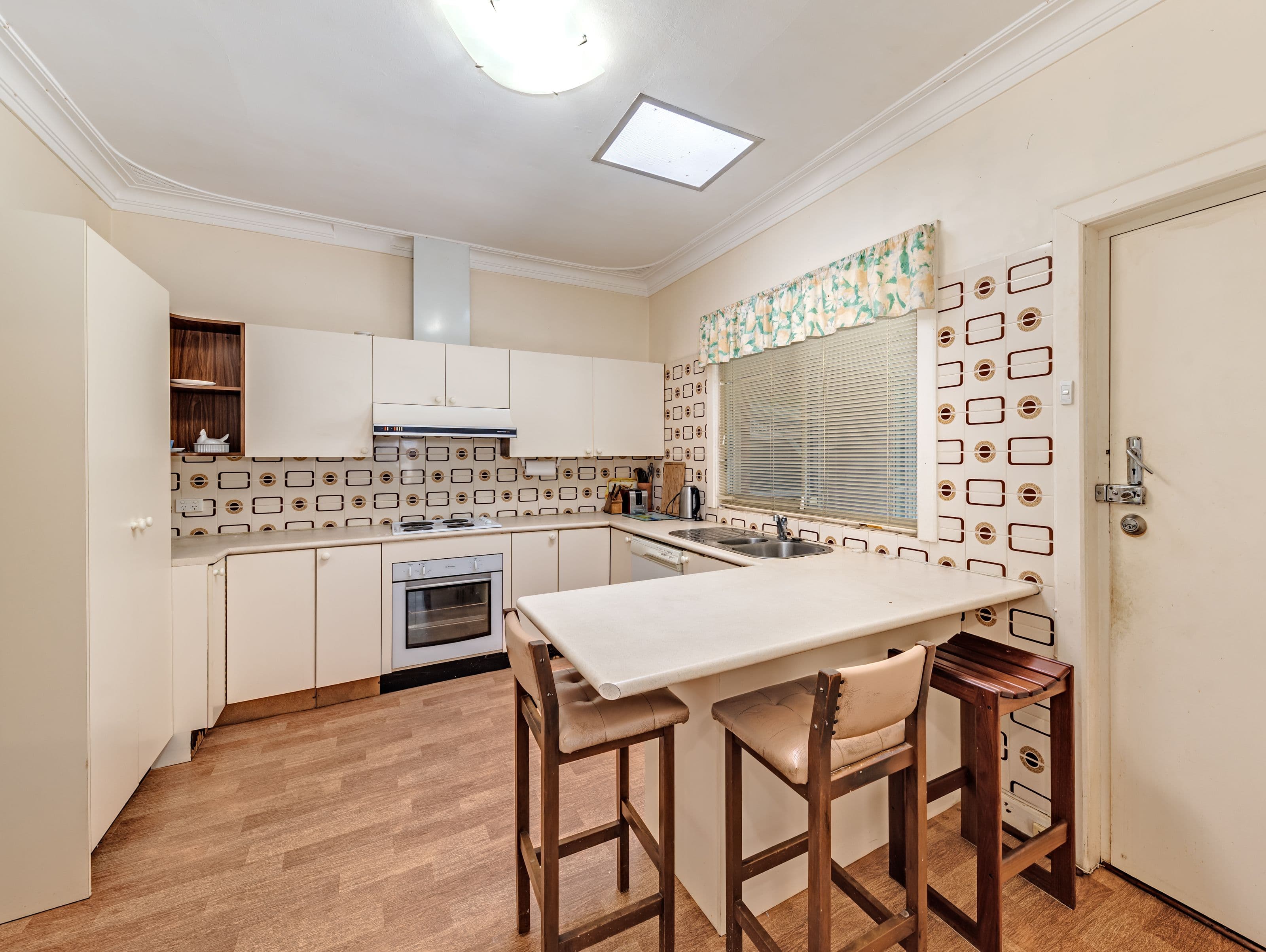 49 Axford Street, Como WA 6152, Como - Thumbnail 4