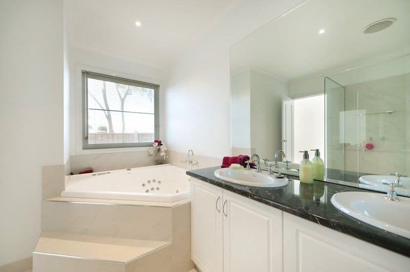 6 Hayes Court, LYSTERFIELD VIC 3156, Lysterfield - Thumbnail 4