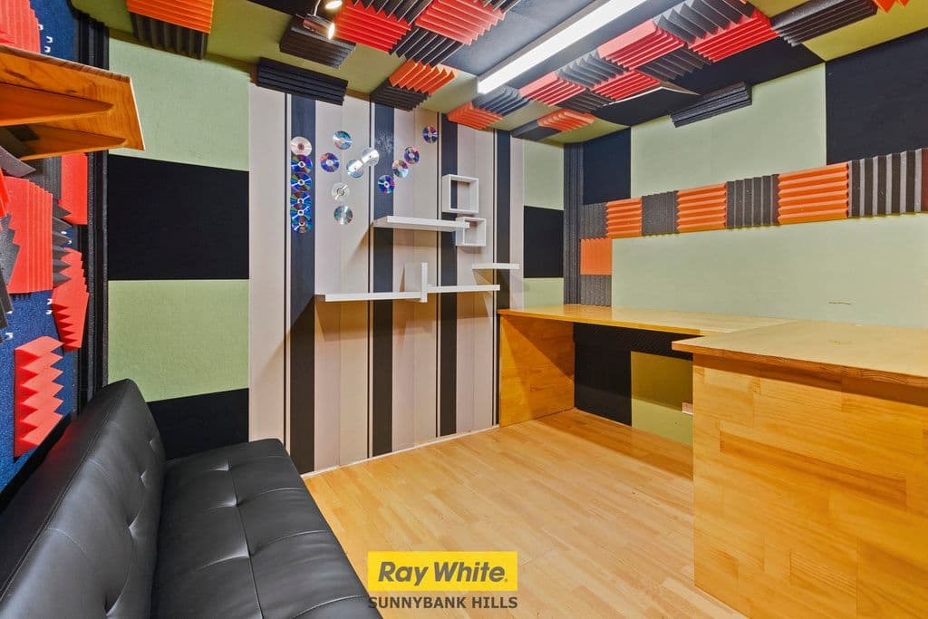 10 Pine Street, Runcorn QLD 4113, Runcorn - Thumbnail 2