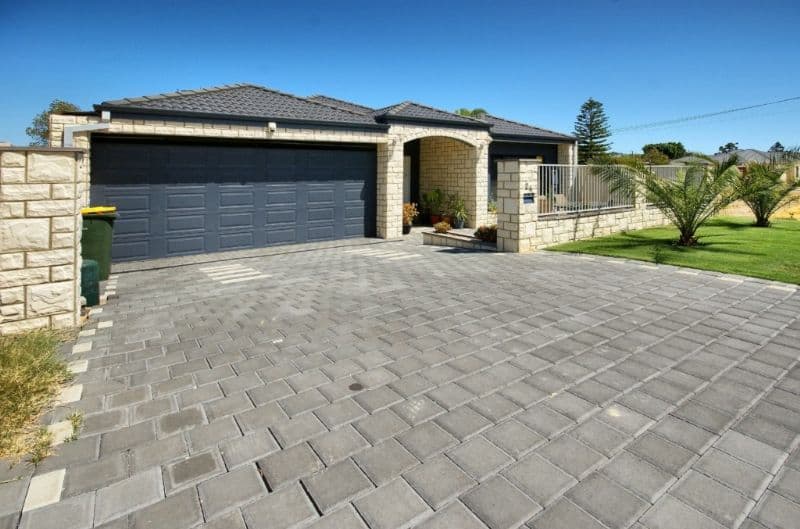 2A Loughton Way, BALGA WA 6061, Balga - Image 1