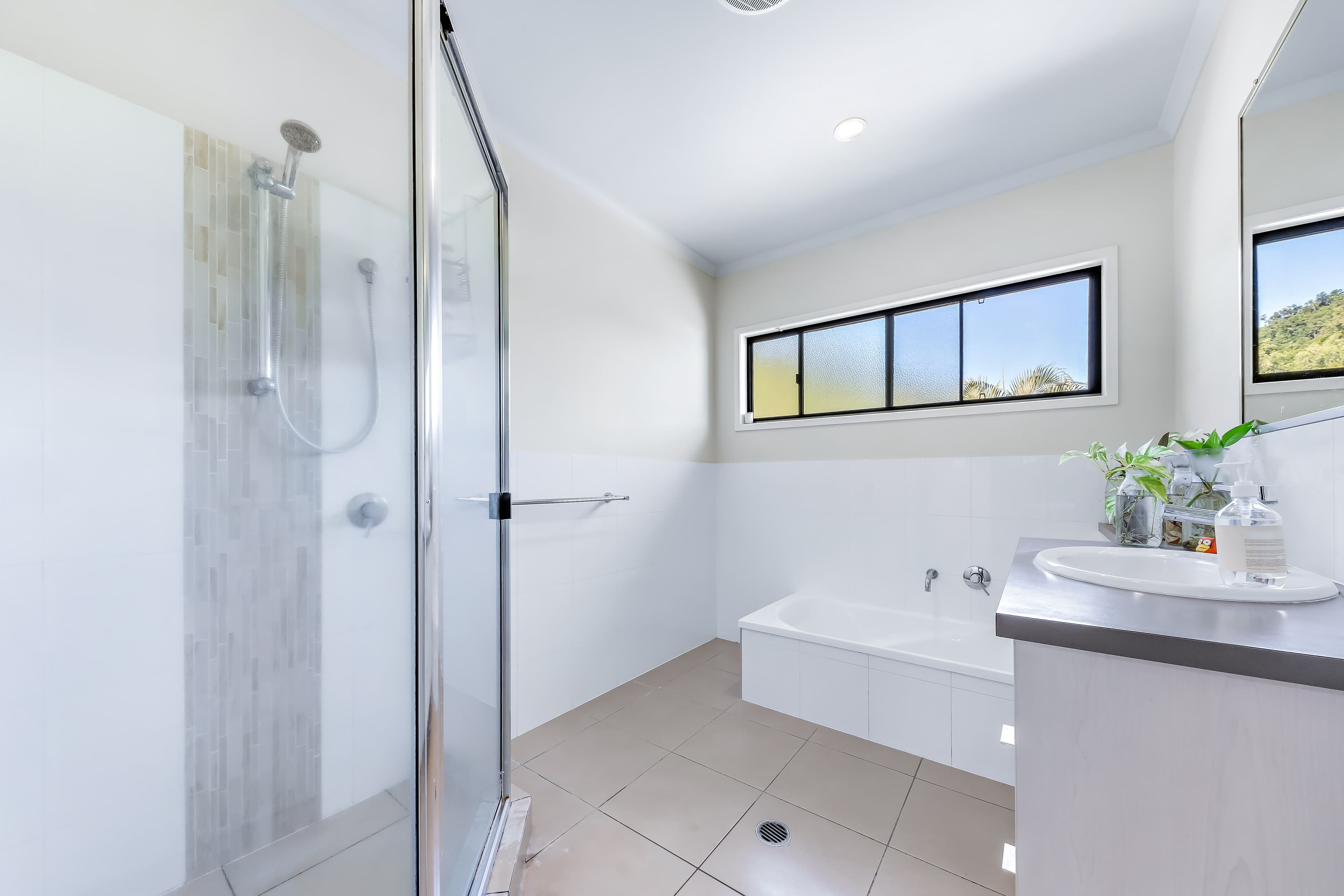 75 Country Road, Cannonvale QLD 4802, Cannonvale - Thumbnail 7