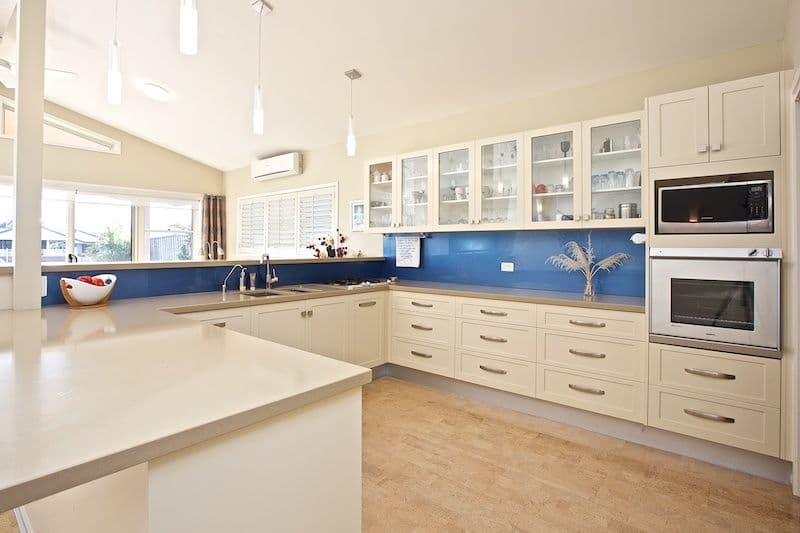 19 Markham Avenue, RUNAWAY BAY QLD 4216, Runaway Bay - Thumbnail 6