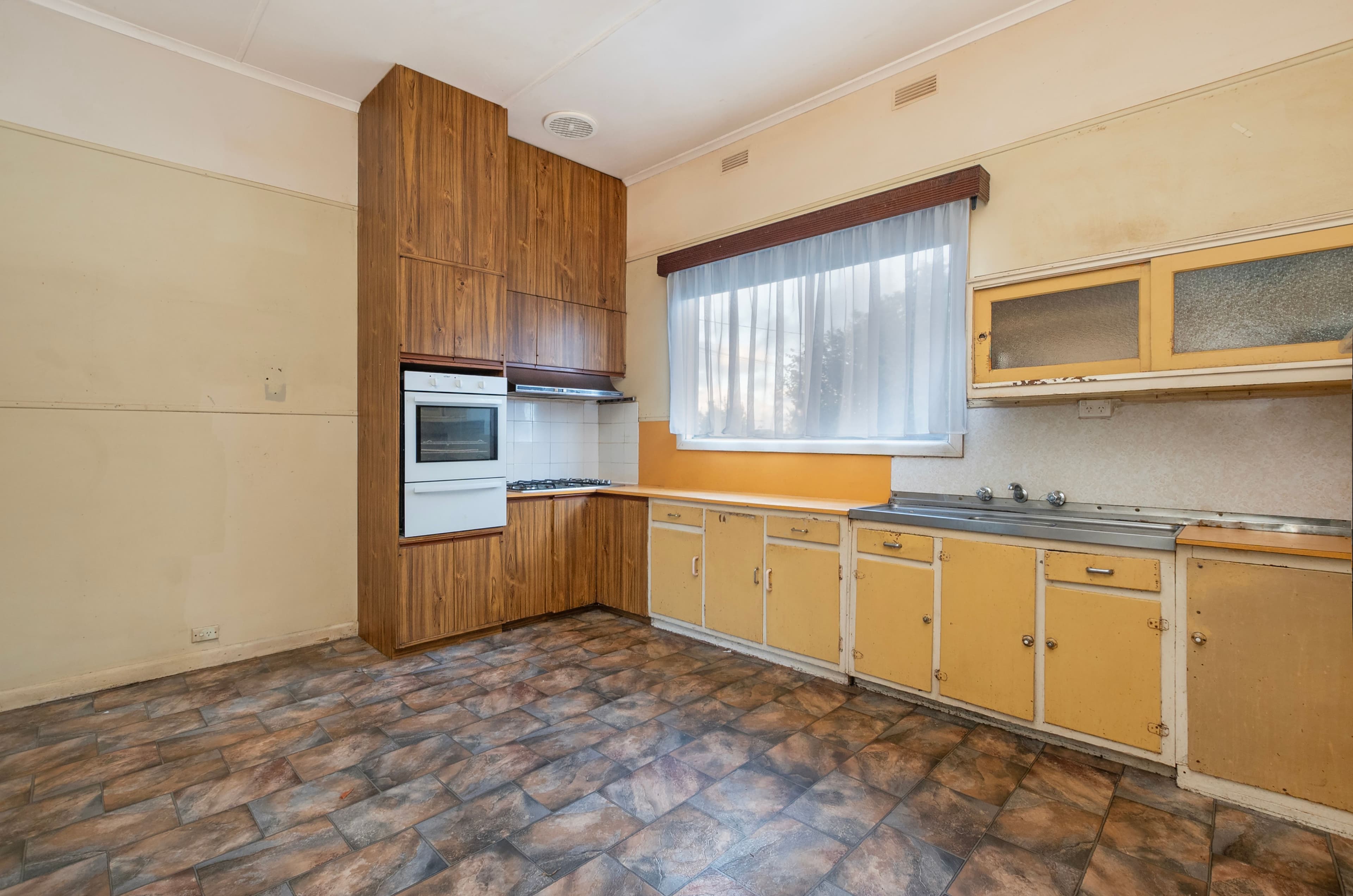 19 Preston Street, Warrnambool VIC 3280, Warrnambool - Thumbnail 4