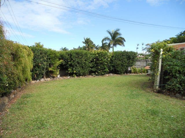 2 McGinn Street, WEST MACKAY QLD 4740, West Mackay - Thumbnail 5