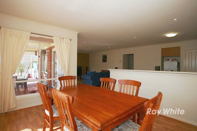2 Galway Place, CRANBOURNE VIC 3977, Cranbourne - Thumbnail 5