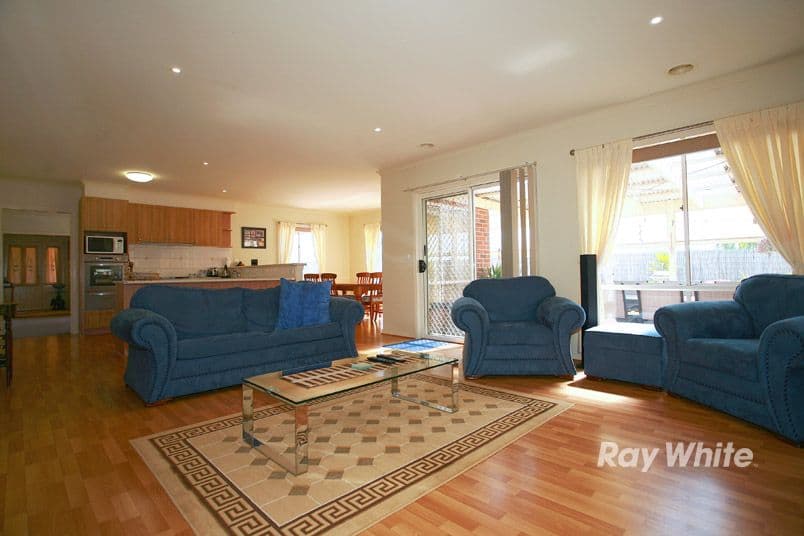 2 Galway Place, CRANBOURNE VIC 3977, Cranbourne - Thumbnail 6