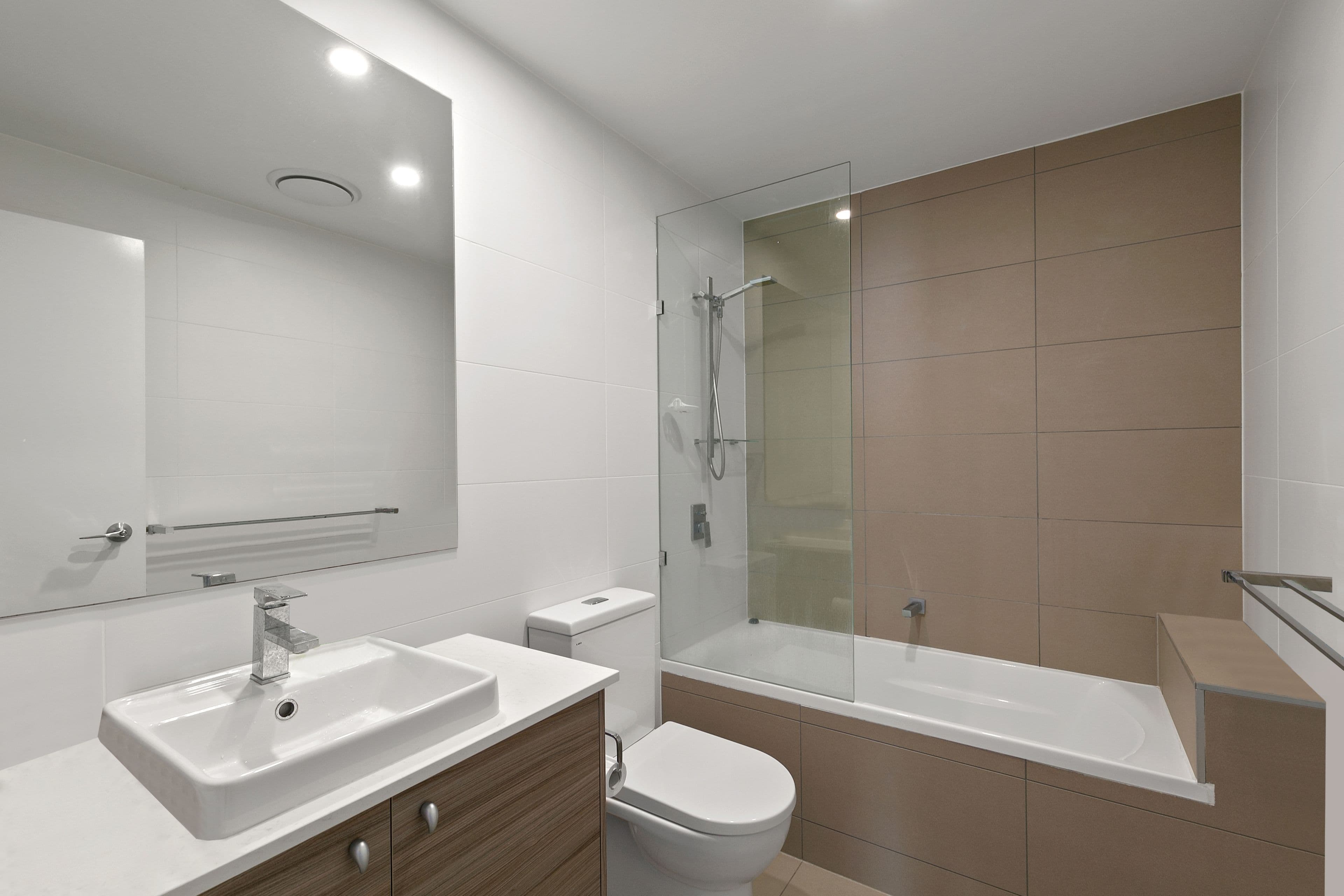 3/2 McIlwraith Street, Childers QLD 4660, Childers - Thumbnail 6