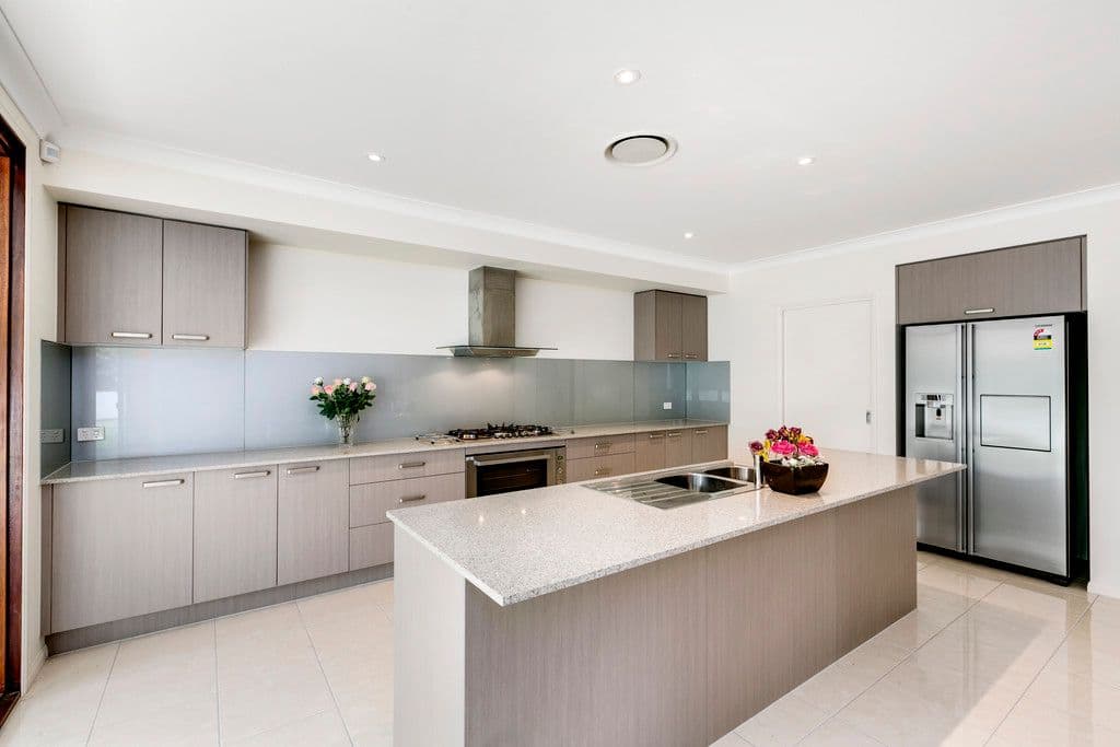 29 Canada Place, Arundel QLD 4214, Arundel - Thumbnail 4