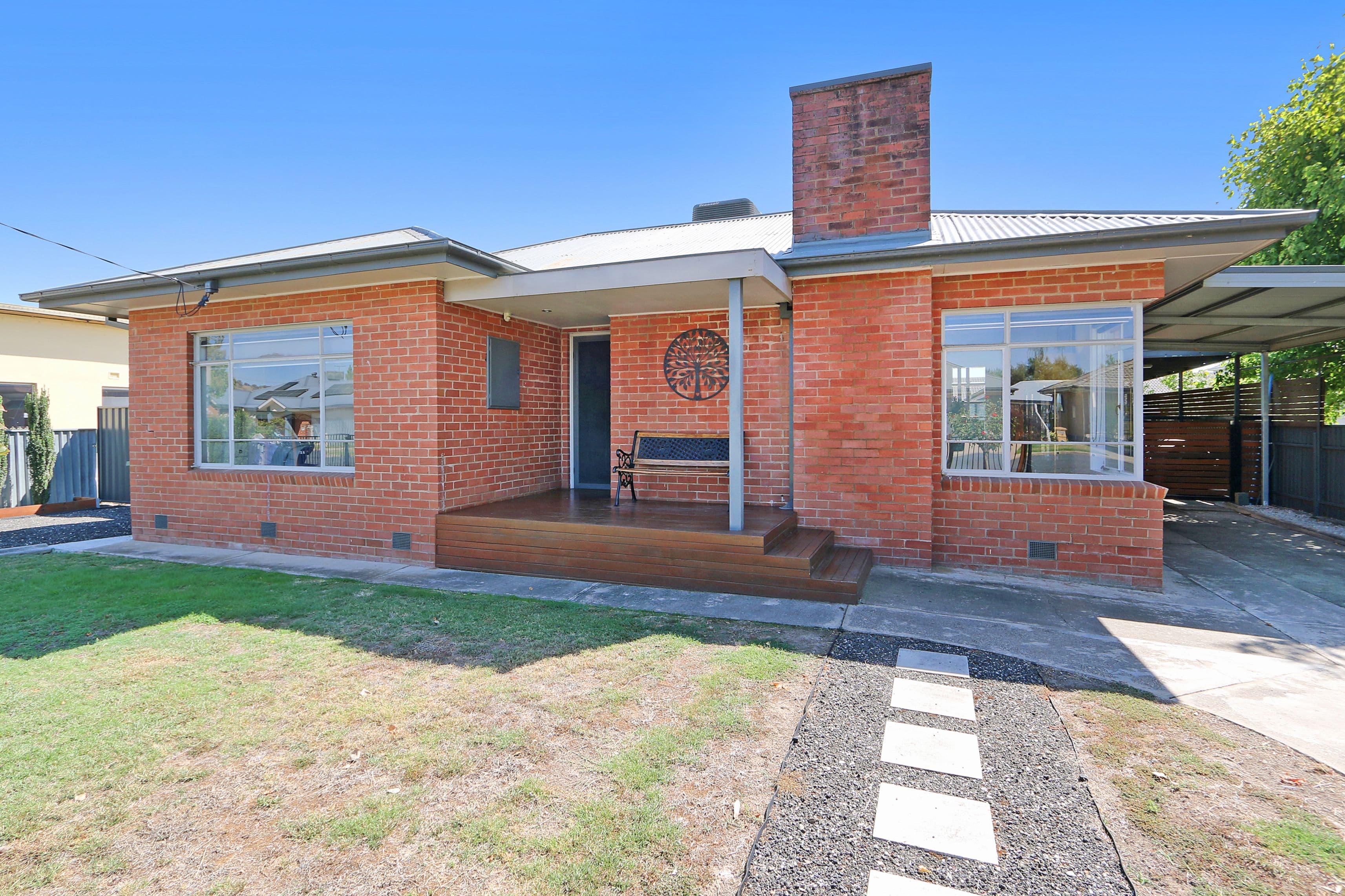 12 Bassett Street, Wodonga VIC 3690, Wodonga - Image 1