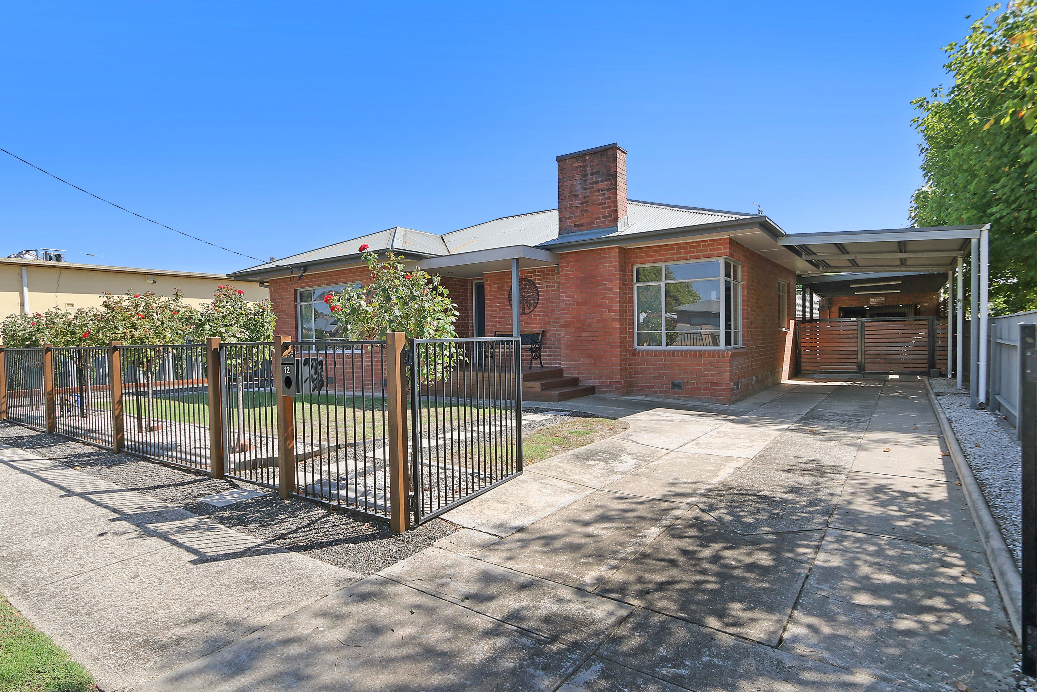 12 Bassett Street, Wodonga VIC 3690, Wodonga - Thumbnail 2
