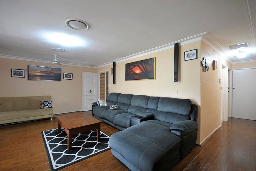 25 Denawen Street, Palm Beach QLD 4221, Palm Beach - Thumbnail 4