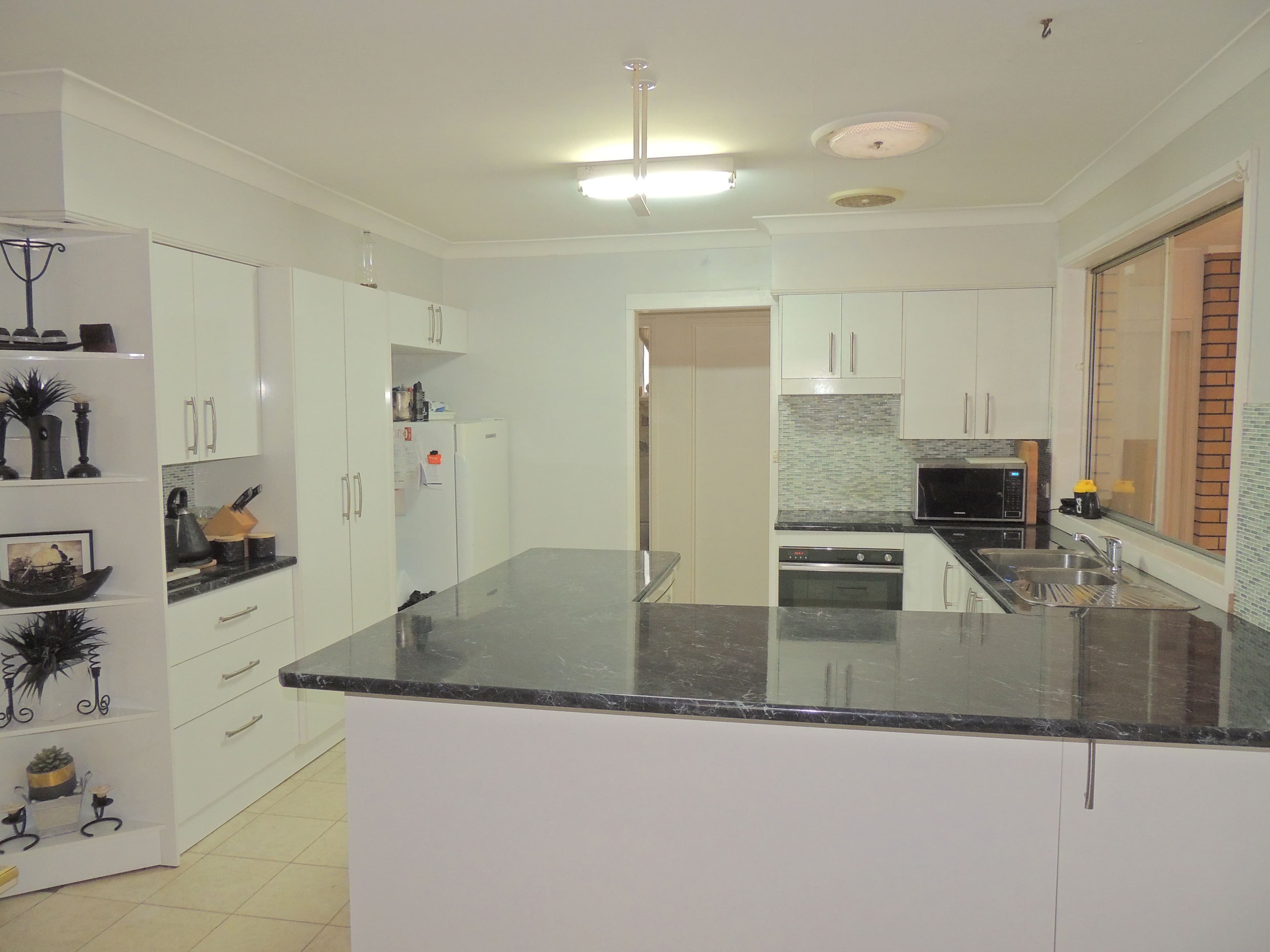 32 Tyrell Street, Gloucester - Thumbnail 2
