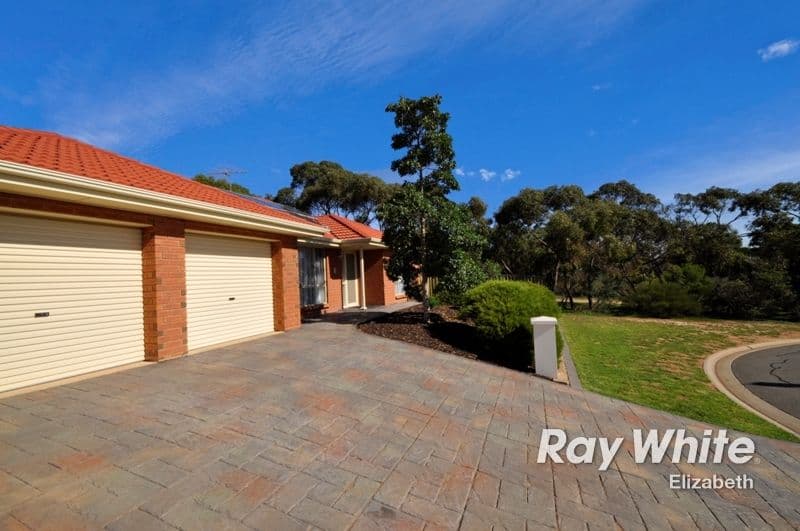 17 Grenadier Grove, GULFVIEW HEIGHTS SA 5096, Gulfview Heights - Thumbnail 2