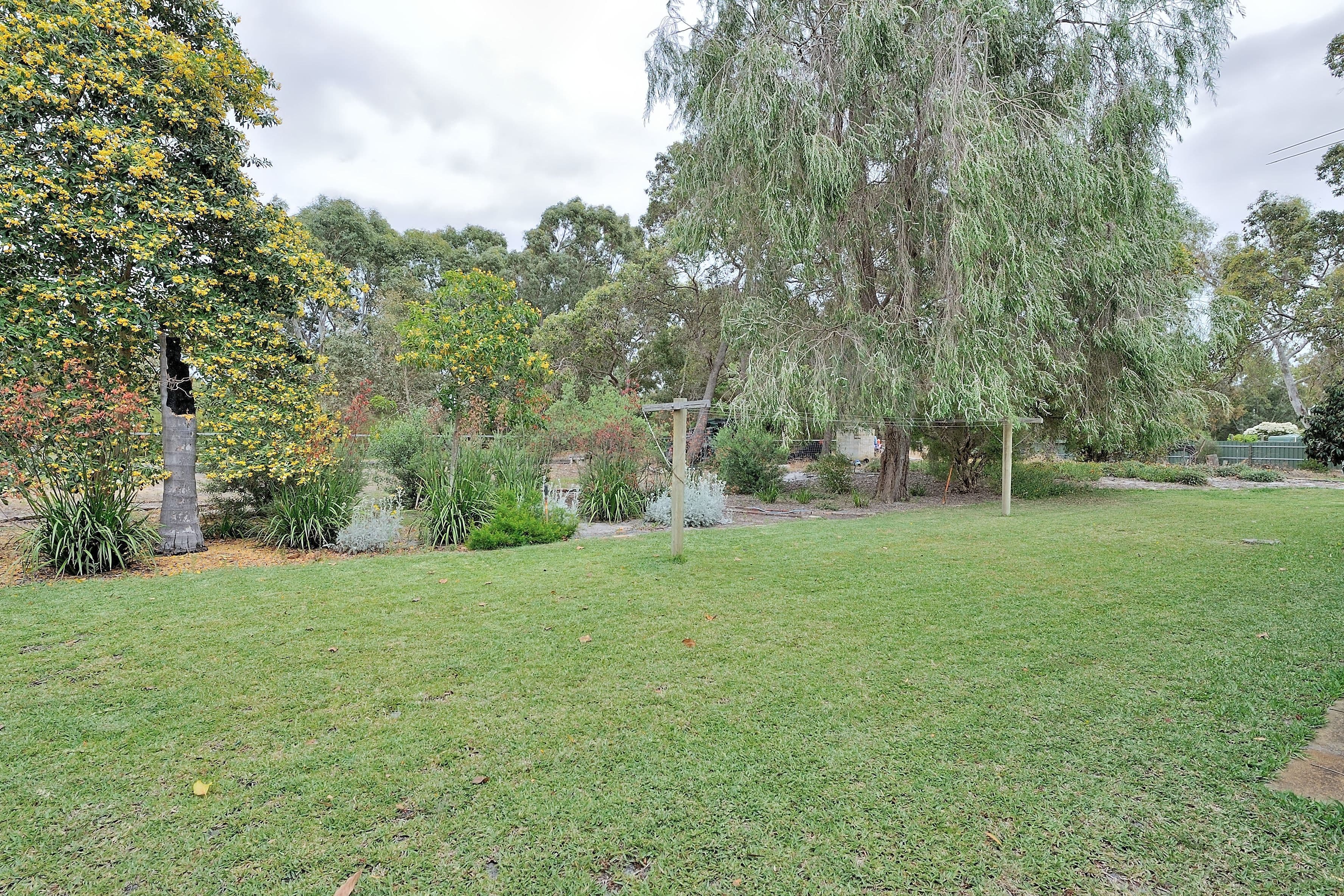 37 Davern Street, Muchea WA 6501, Muchea - Thumbnail 2