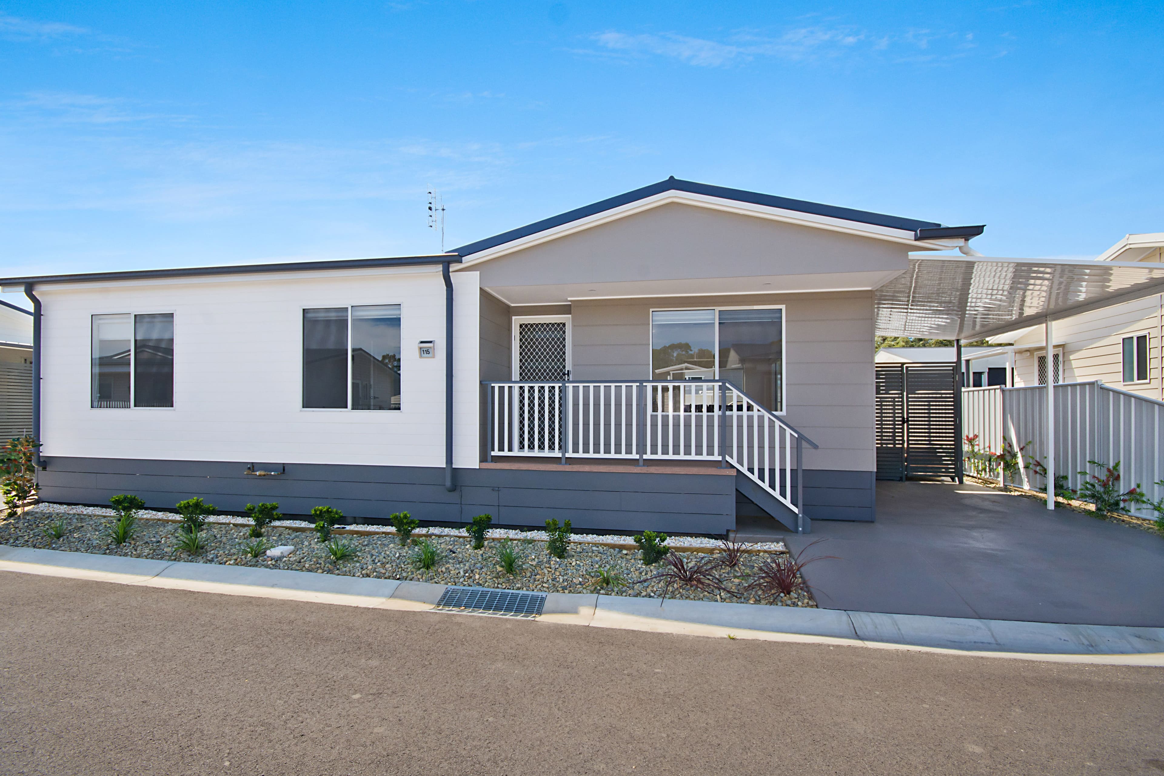 36 Golding Street, Yamba - Image 1
